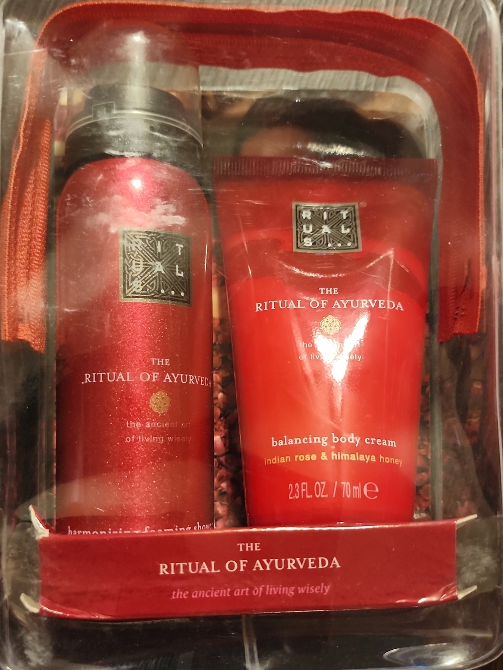 The Ritual of Ayurveda Balancing Body Cream Set - Red